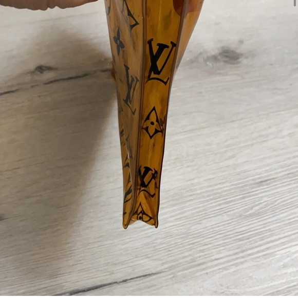 Louis Vuitton Monogram Clear Clutch Bag - Picture 4 of 7